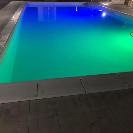 Villa Nunzia Con Piscina, Sauna E Idromassaggio. *