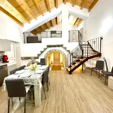 Villa Nunzia Con Piscina, Sauna E Idromassaggio. Floridia