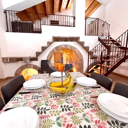 Nunzia Con Piscina, Sauna E Idromassaggio. *