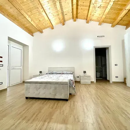 Nunzia Con Piscina, Sauna E Idromassaggio. Villa