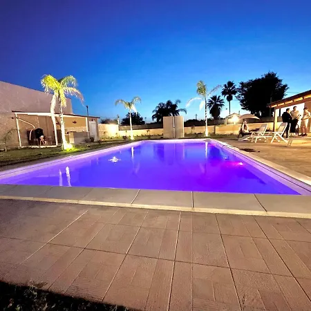 Nunzia Con Piscina, Sauna E Idromassaggio. Villa *