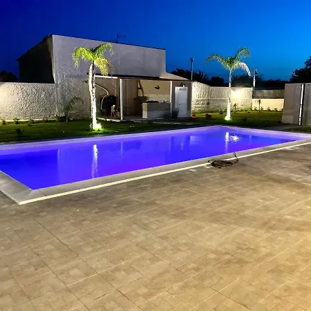 Nunzia Con Piscina, Sauna E Idromassaggio. Villa